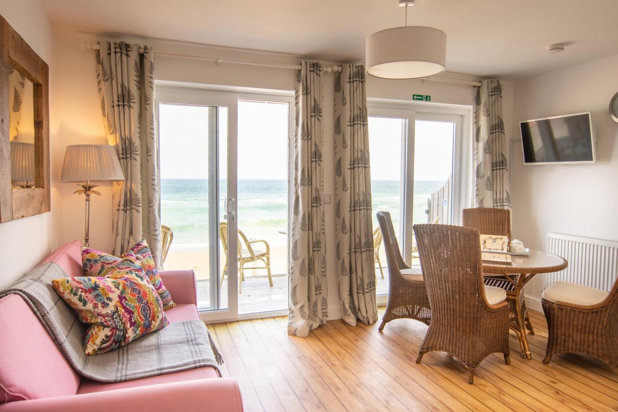 Tolcarne Beach Apartments New Quay Εξωτερικό φωτογραφία